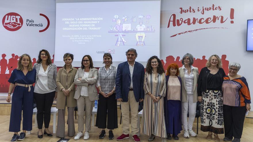 Teletrabajo,  jornada de 35 horas e igualdad en la Generalitat del futuro