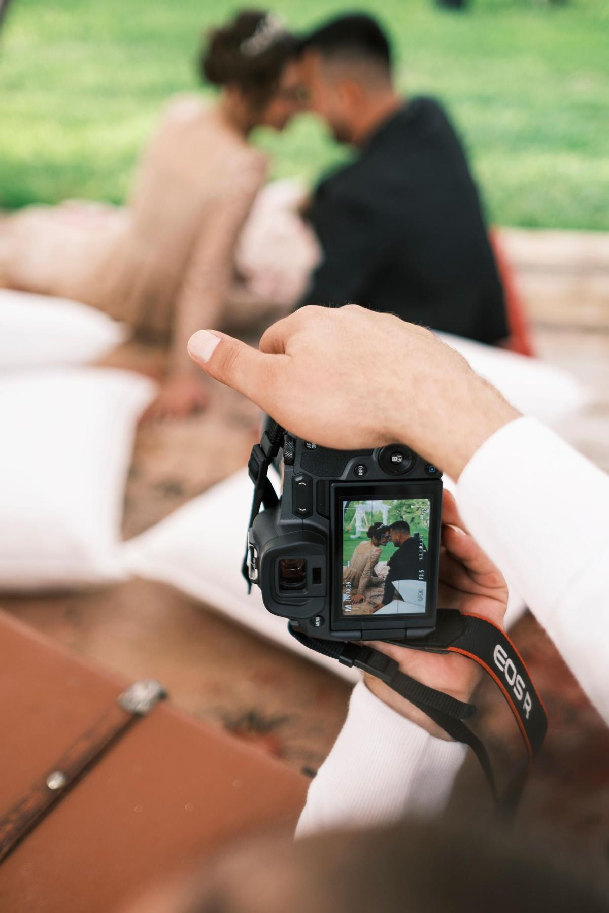 Los fotógrafos pueden hacer descuentos en temporada baja o si te casas un viernes o un domingo