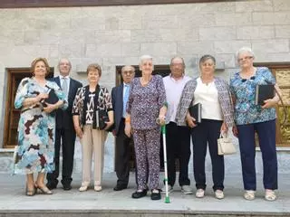 Los ocho fantásticos de Villardeveyo contribuyeron a construir la historia del pueblo: "Sin vosotros hoy no sería así"