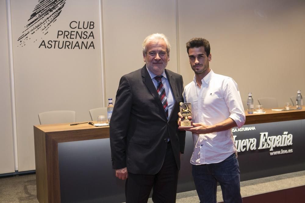 Entrega de trofeos LA NUEVA ESPAÑA a los mejores del fútbol asturiano