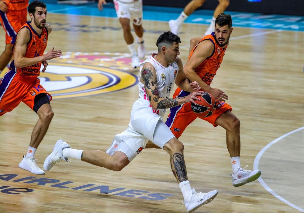 Euroliga: Real Madrid - Valencia Basket, en imágenes