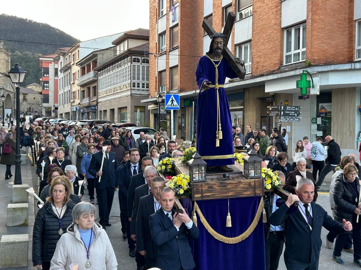 EN IMÁGENES: Así fue la primera procesión del Silencio de Salas