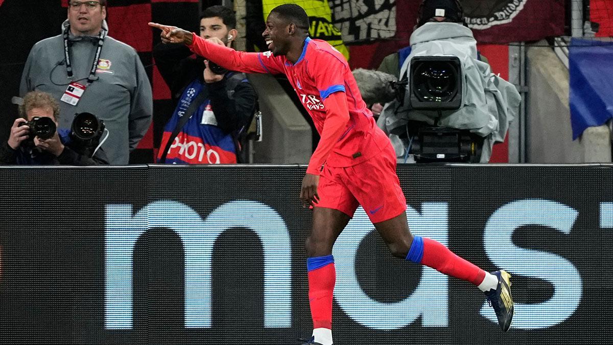 Ousmane Dembelé celebra su gol ante el Bayer Leverkusen