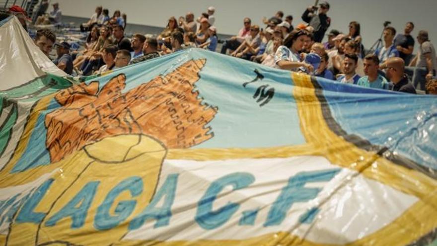 El Málaga abre el campo de fútbol de la Federación para sus aficionados
