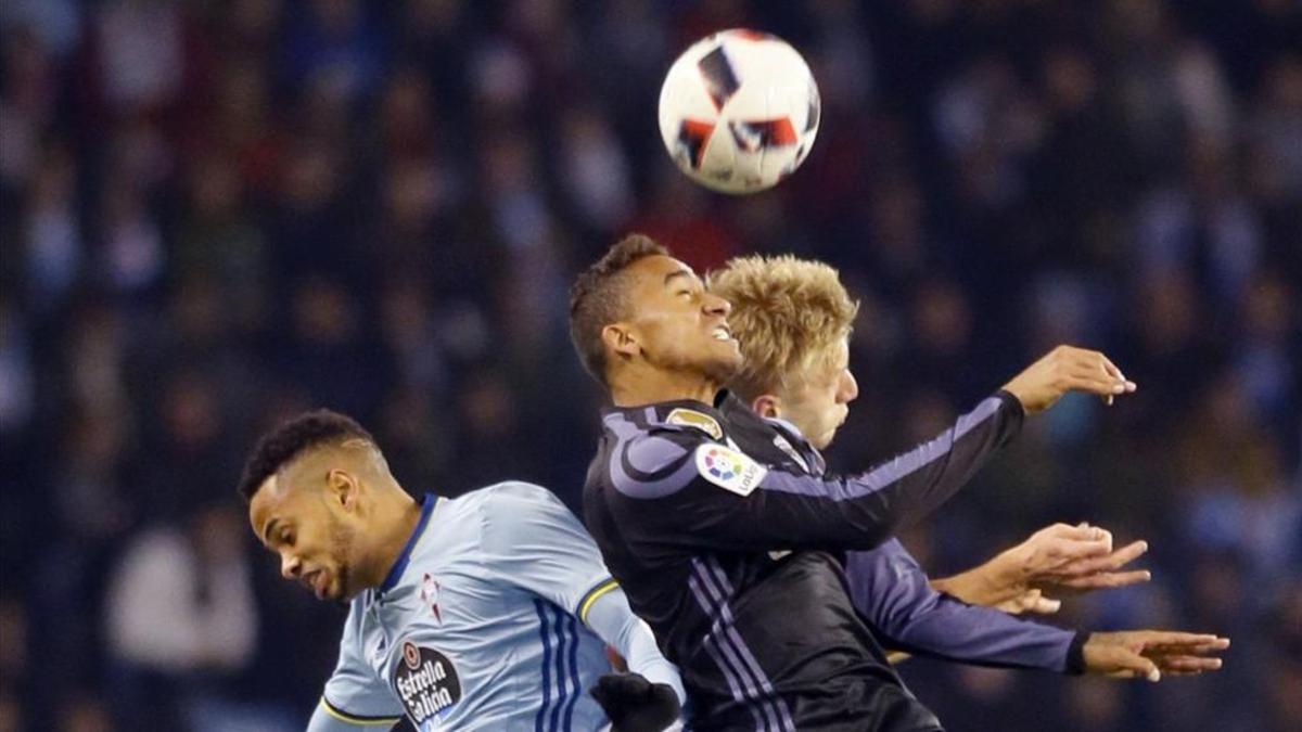 Danilo demostró su inoperancia en Vigo con un gol en propia puerta