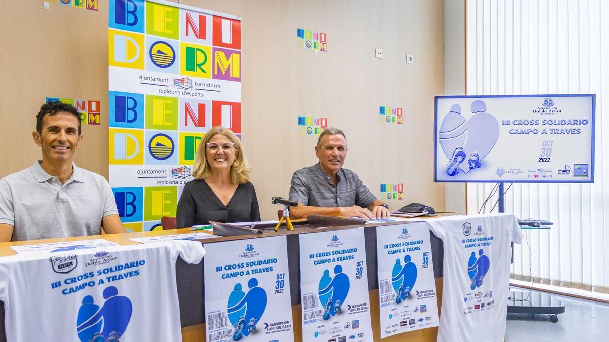 La presentación del cross del Doble Amor de Benidorm.