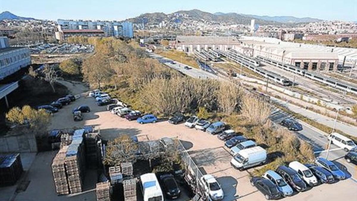 Terrenos de Sant Andreu donde se creará el parque arqueológico, ayer.