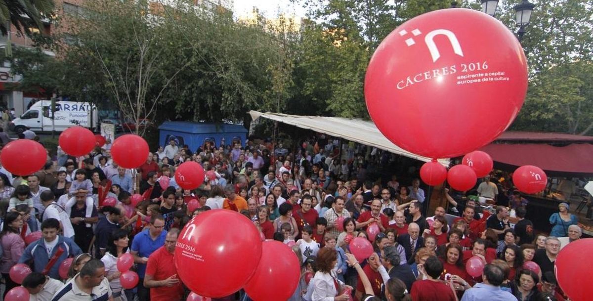 Acto de apoyo a la candidatura cacereña en septiembre de 2019.