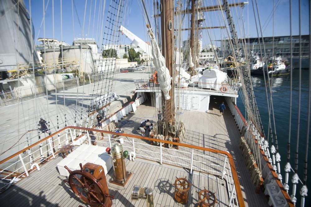 El ''Unión'', de la Armada de Perú, en A Coruña