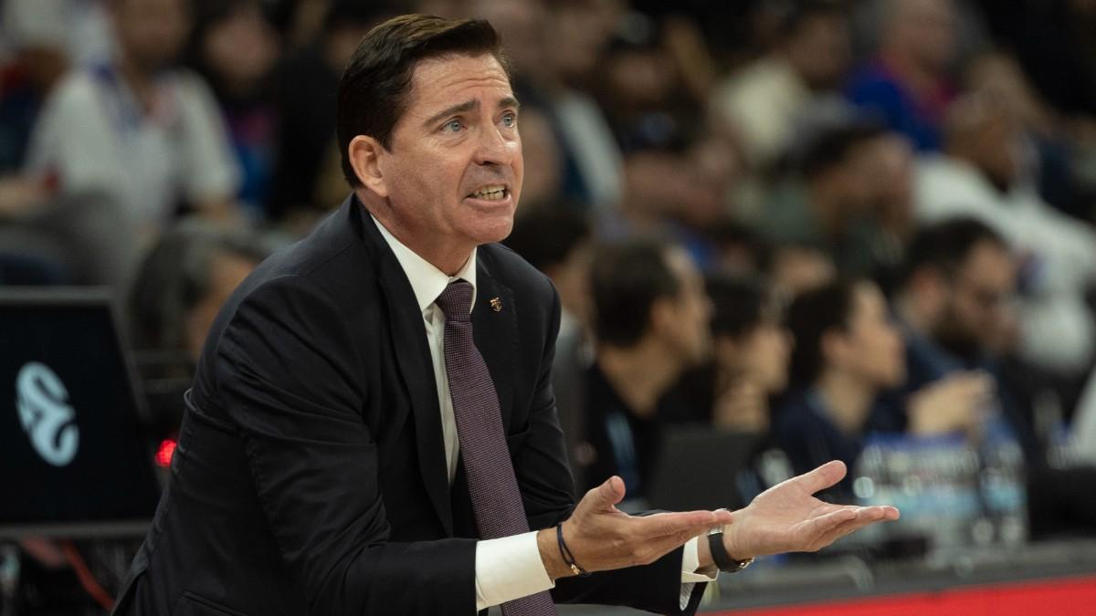 Xavi Pascual, en el partido de la Euroliga ante Anadolu Efes