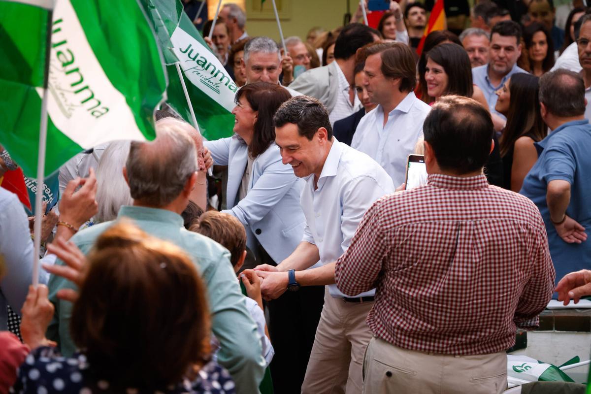 Juanma Moreno abre la campaña en Palma del Río