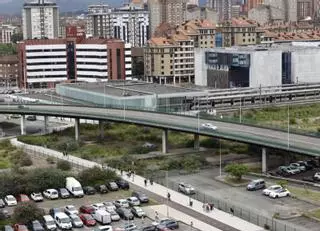 La ciudad de Gijón pide elevar la presión sobre el Ministerio para ver avances en el plan de vías y los accesos al Musel: "Hay que dar un paso más"