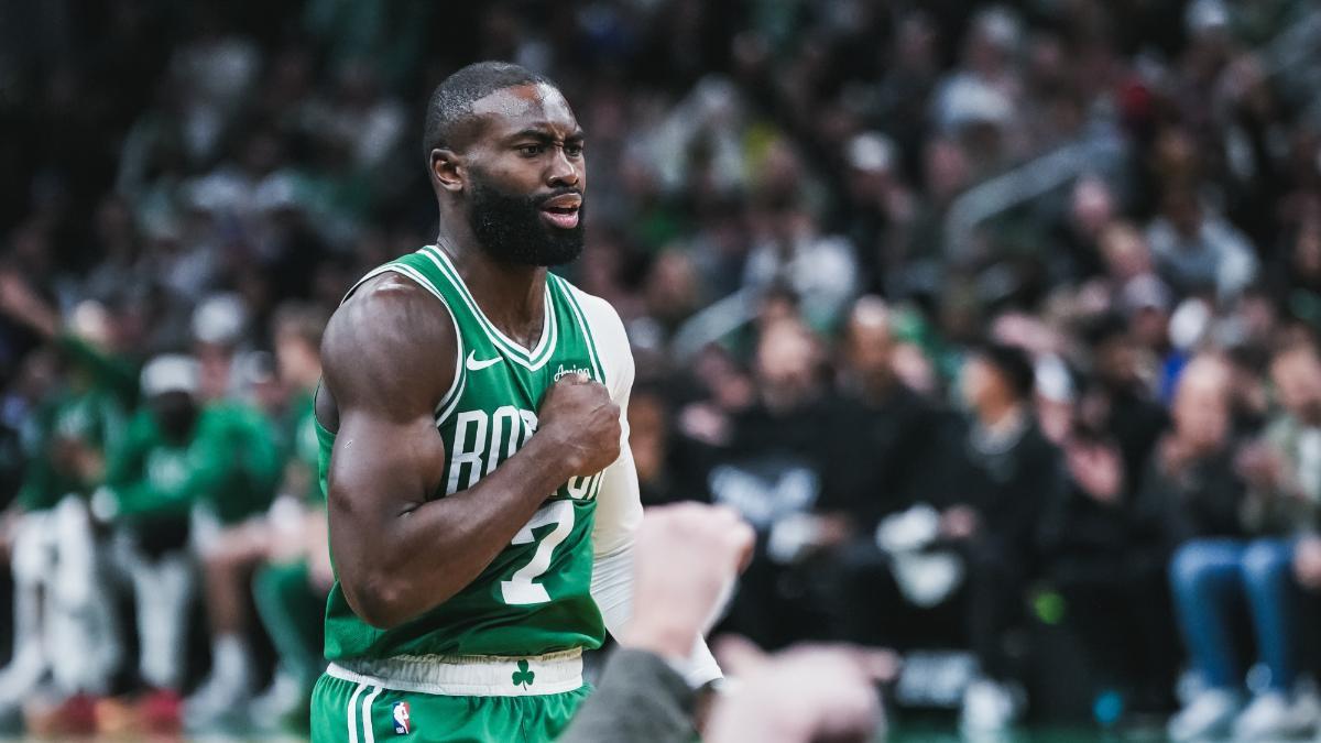 Los Celtics remontan a los Knicks tras reaccionar gracias a Brown y Hugo González
