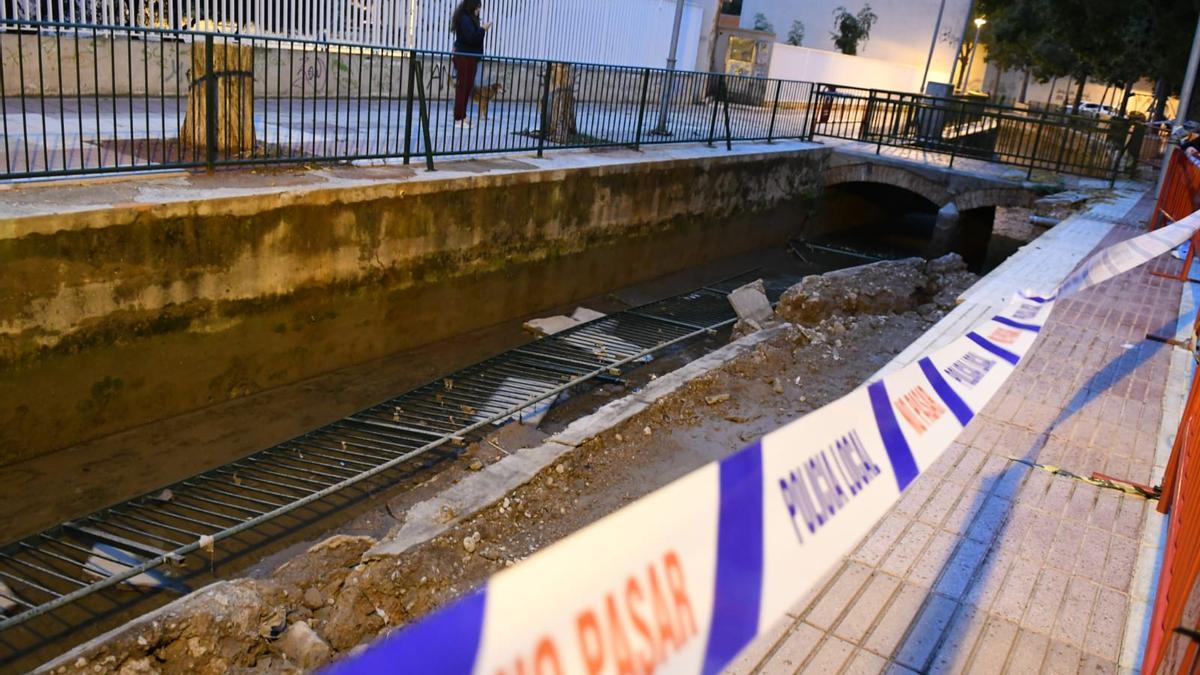 Tras la bajada del nivel del agua se pueden apreciar las consecuencias del derrumbe en la Sèquia Major de Vila-real