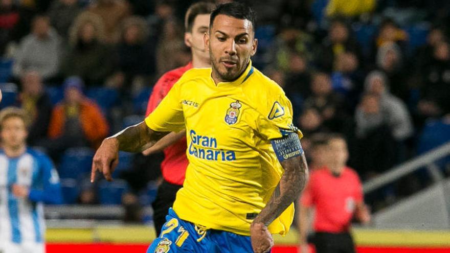 Jonathan Viera, ante el Málaga.