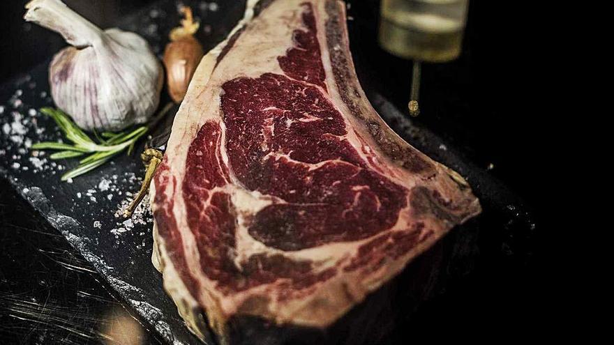 Los mejores cortes de carne se sirven cada noche. | FOTOS: MONTAUK STEAKHOUSE IBIZA