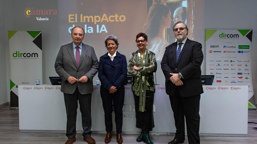Dircom presenta en Valencia el Anuario de la Comunicación 2024 