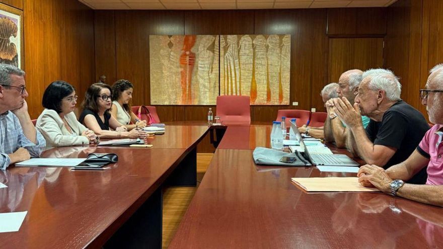 Darias garantiza a los vecinos su participación en el Plan de Ciudad Alta