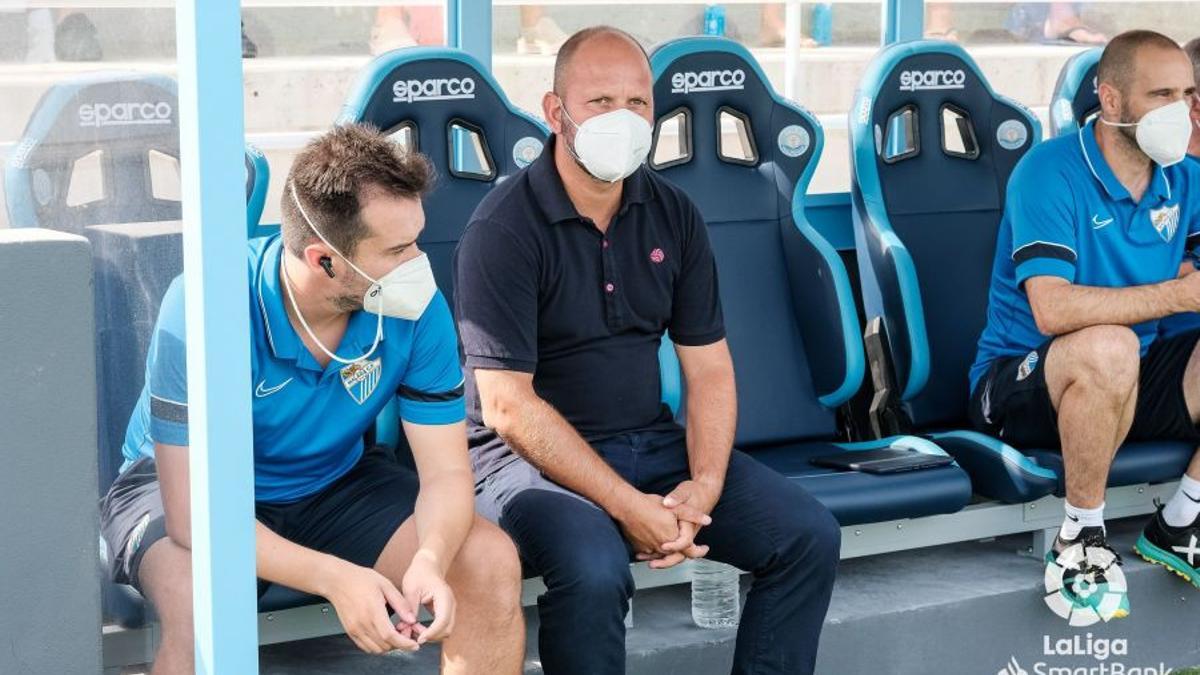 José Alberto López en el partido del Málaga CF ante el Ibiza