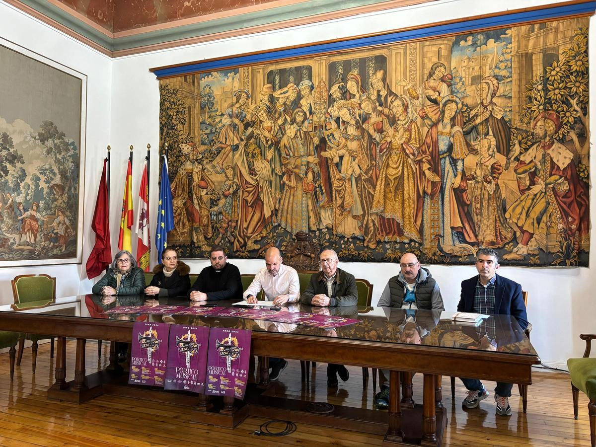 Presentación de los conciertos del Pórtico musical de la Semana Santa de Toro.