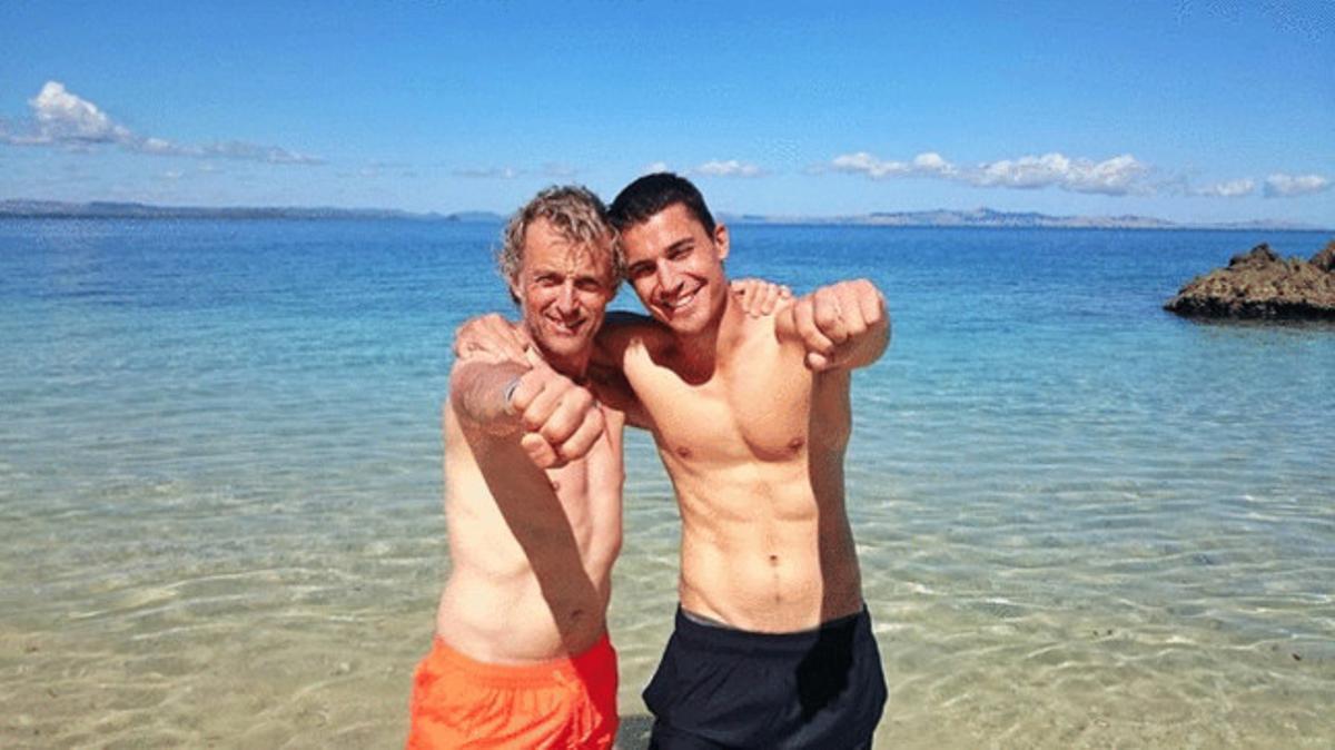 Álex González, al desnudo con Calleja en Madagascar