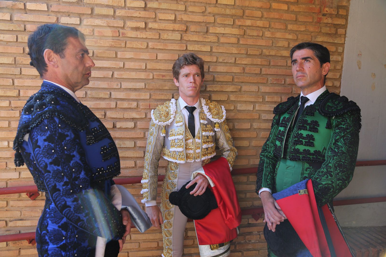 Migie Ángel Perera sale a hombros de Los Califas