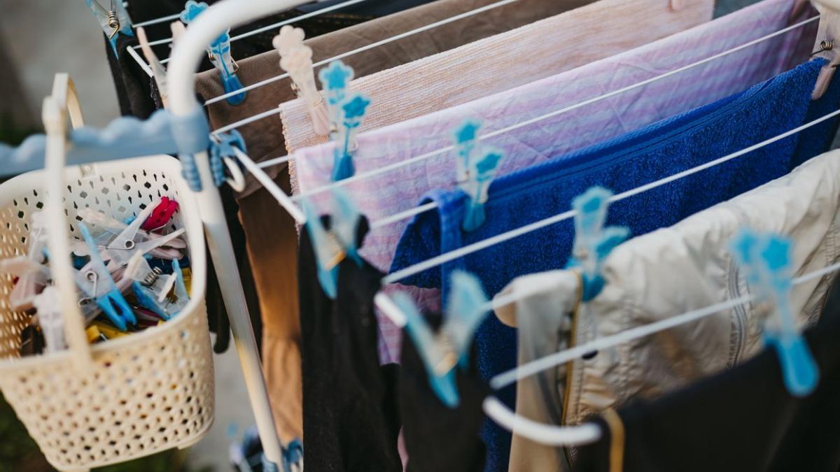 Cómo secar la ropa sin secadora