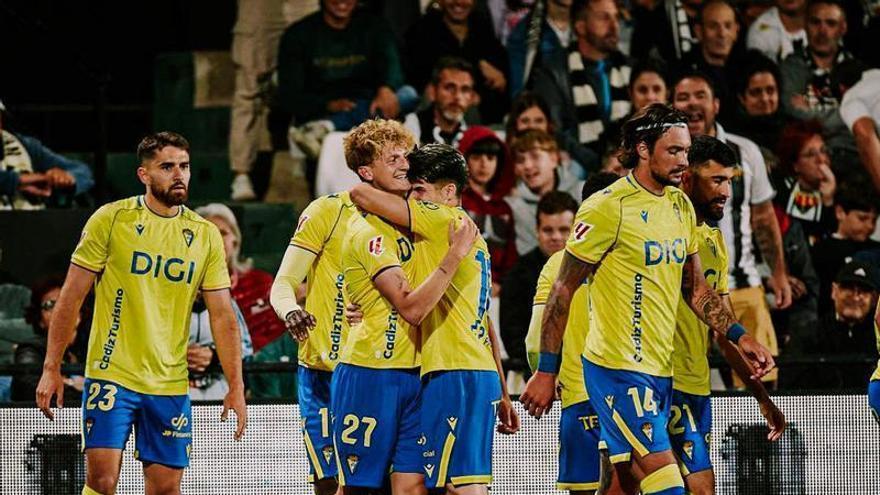 Un avilesino, clave en la posible salvación de un histórico del fútbol español