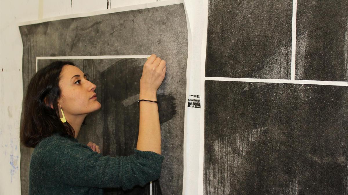 La artista becada, Alba Lorente, en 2022.