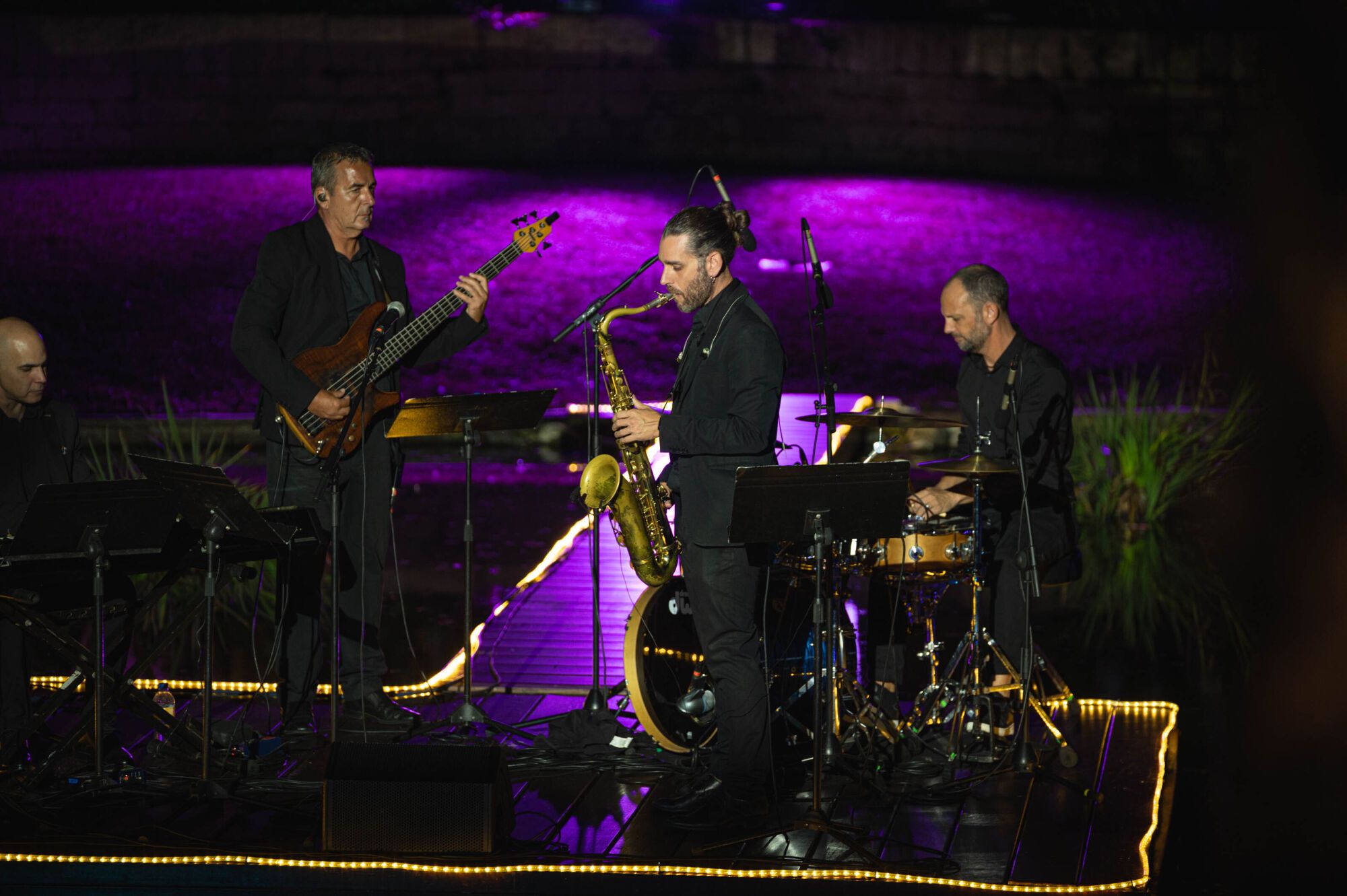 Photocoll * Comienza a las 19:30 horas Gala * Comienza a las 20:00 horas * Intervenciones de Javier Moll - Manuel Domínguez...  | 13/10/2025 | Fotógrafo: Rafael Arturo Jiménez Rivero