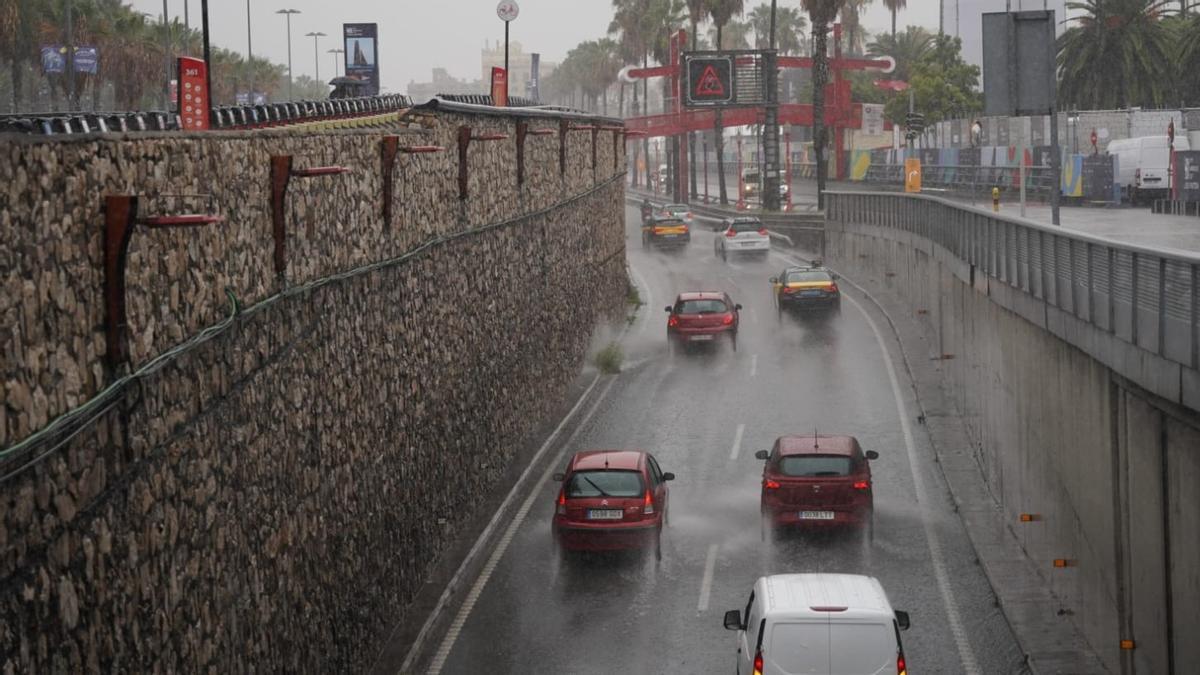 Matinal de lluvia en las rondas de Barcelona