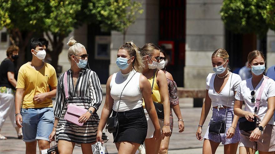 Un fallecido en Málaga capital y 73 nuevos contagiados por Covid-19