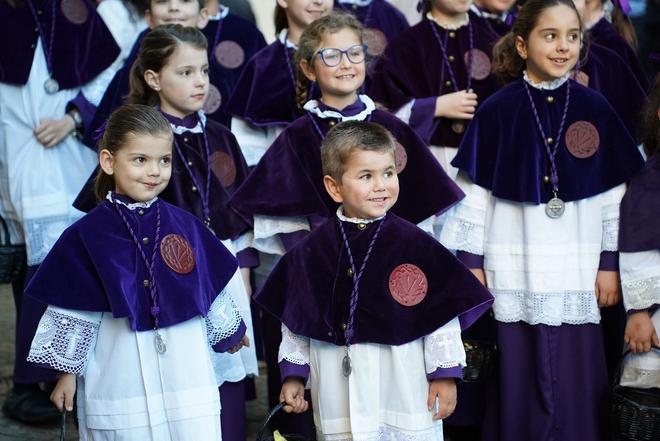 Las imágenes del centro de Sevilla el Viernes de Dolores 2026