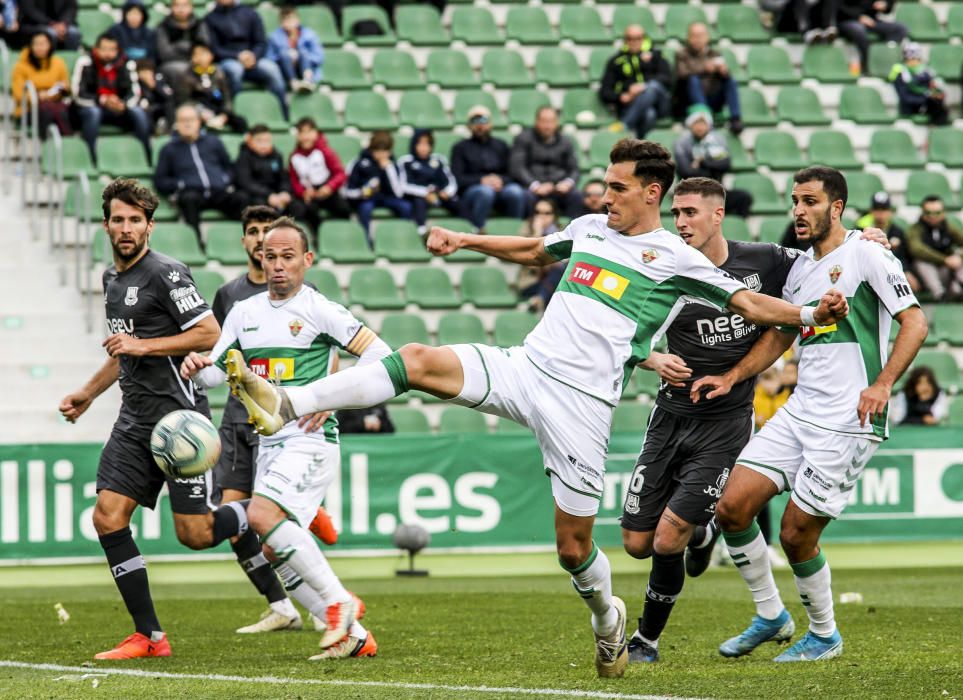 Elche - Alcorcón: las imágenes del partido