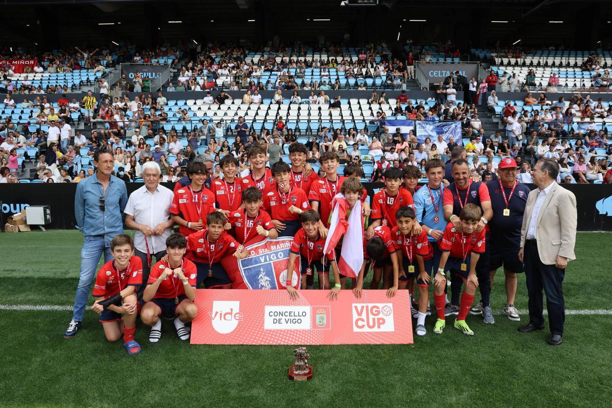 El estadio de Balaídos acogió las 18 finales de la última edición de la Vigo Cup, así como sus correspondientes entregas de premios.