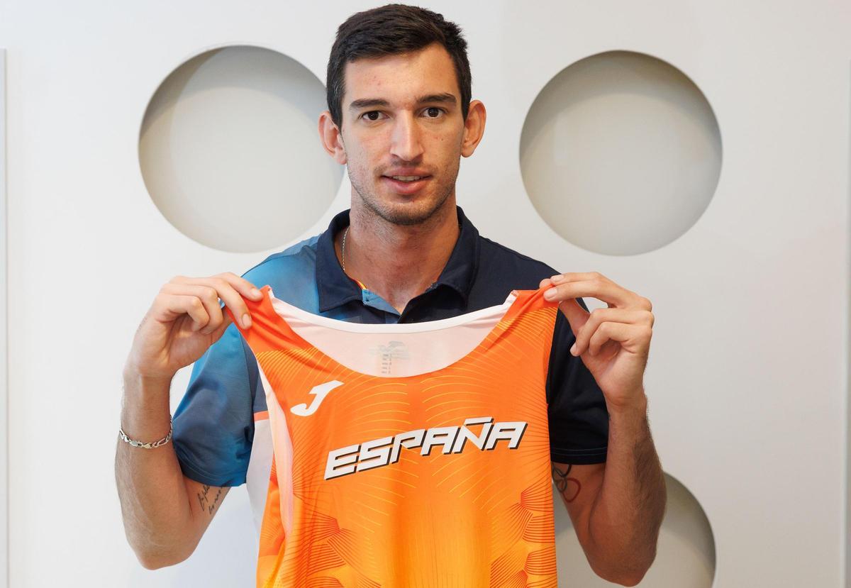 Quique Llopis, preparado para una nueva cita representando a España