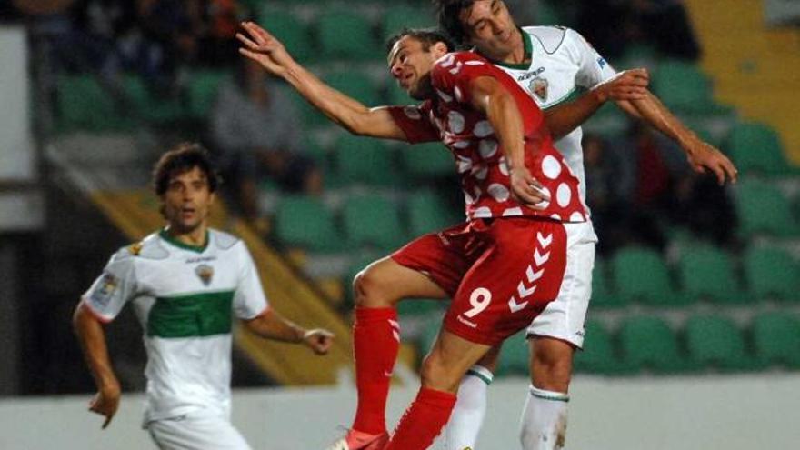 Vendaval de fútbol y goles del Elche