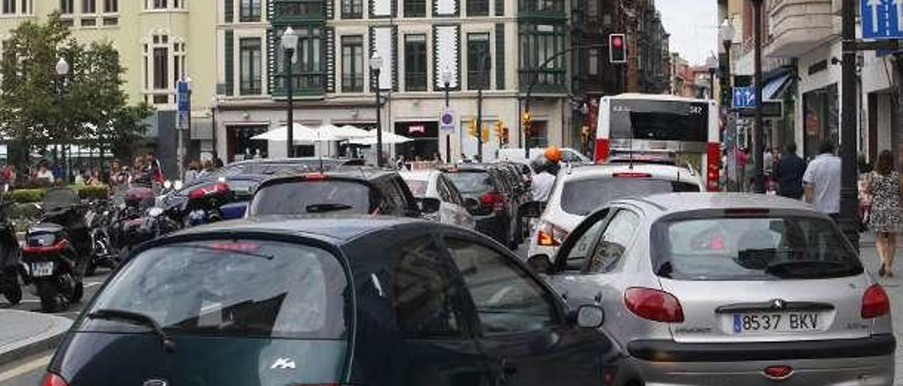 Gijón se apea del coche