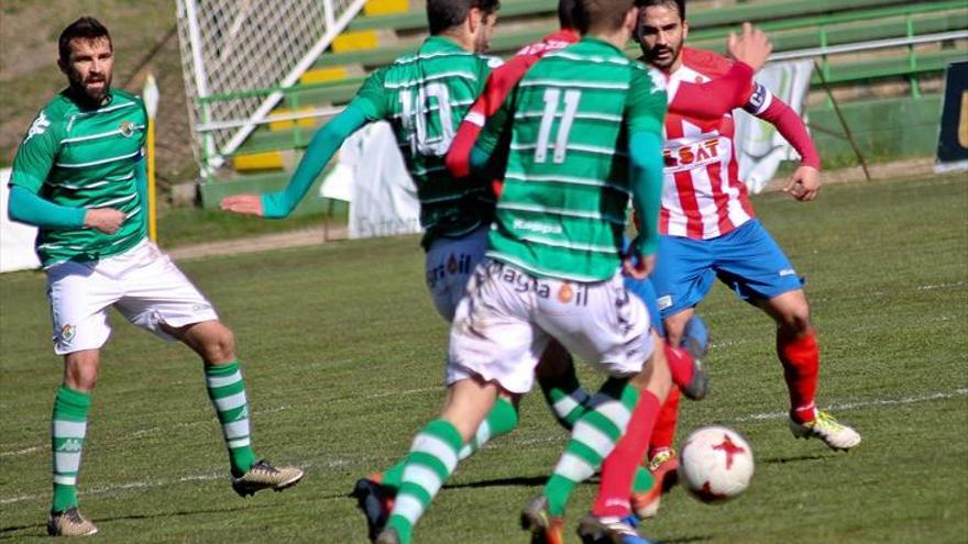 El Cacereño es líder, pero menos