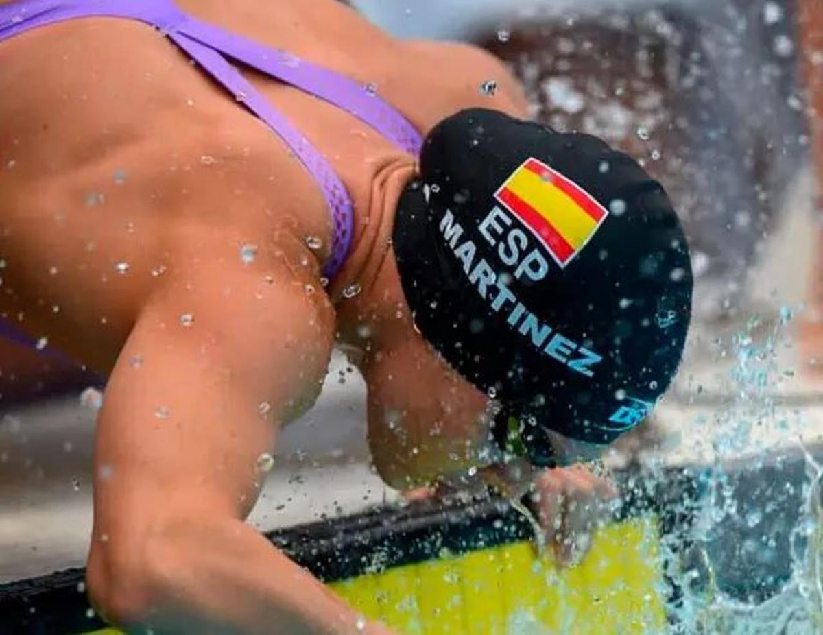 Ángela Martínez repite una temporada más en el equipo nacional tanto en la disciplina de natación (Nivel 3 - Europeo) como en la de aguas abiertas (Nivel 2 - Mundial).