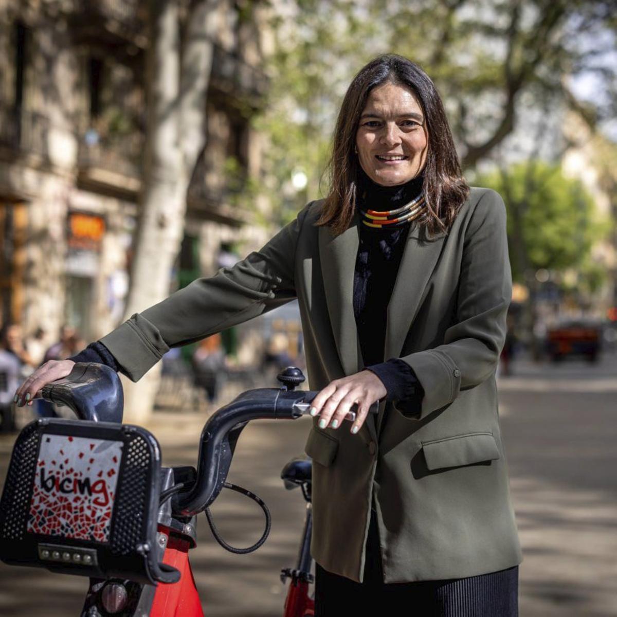 Rosa Suriñach, candidata de Construïm Esquerra Barcelona: «La crítica en una organització política és necessària  i positiva»