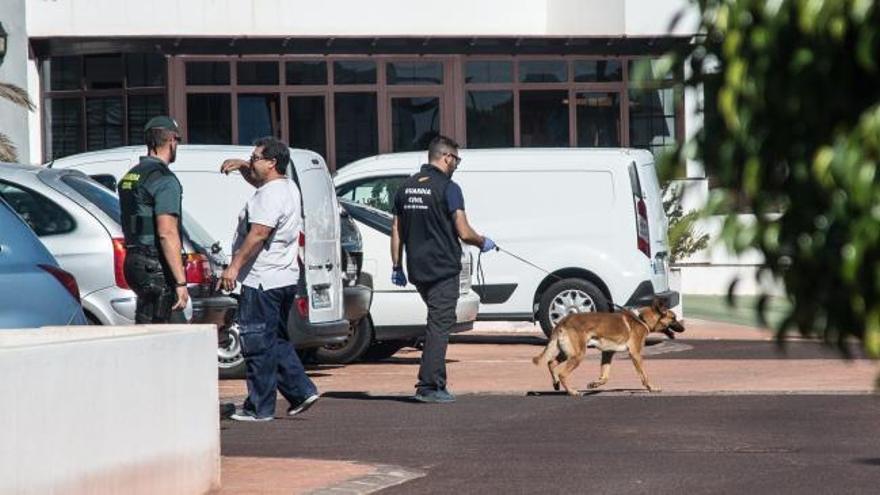 La Guardia Civil busca los restos de Romina en el mar