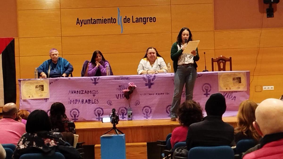 Participantes en la charla.