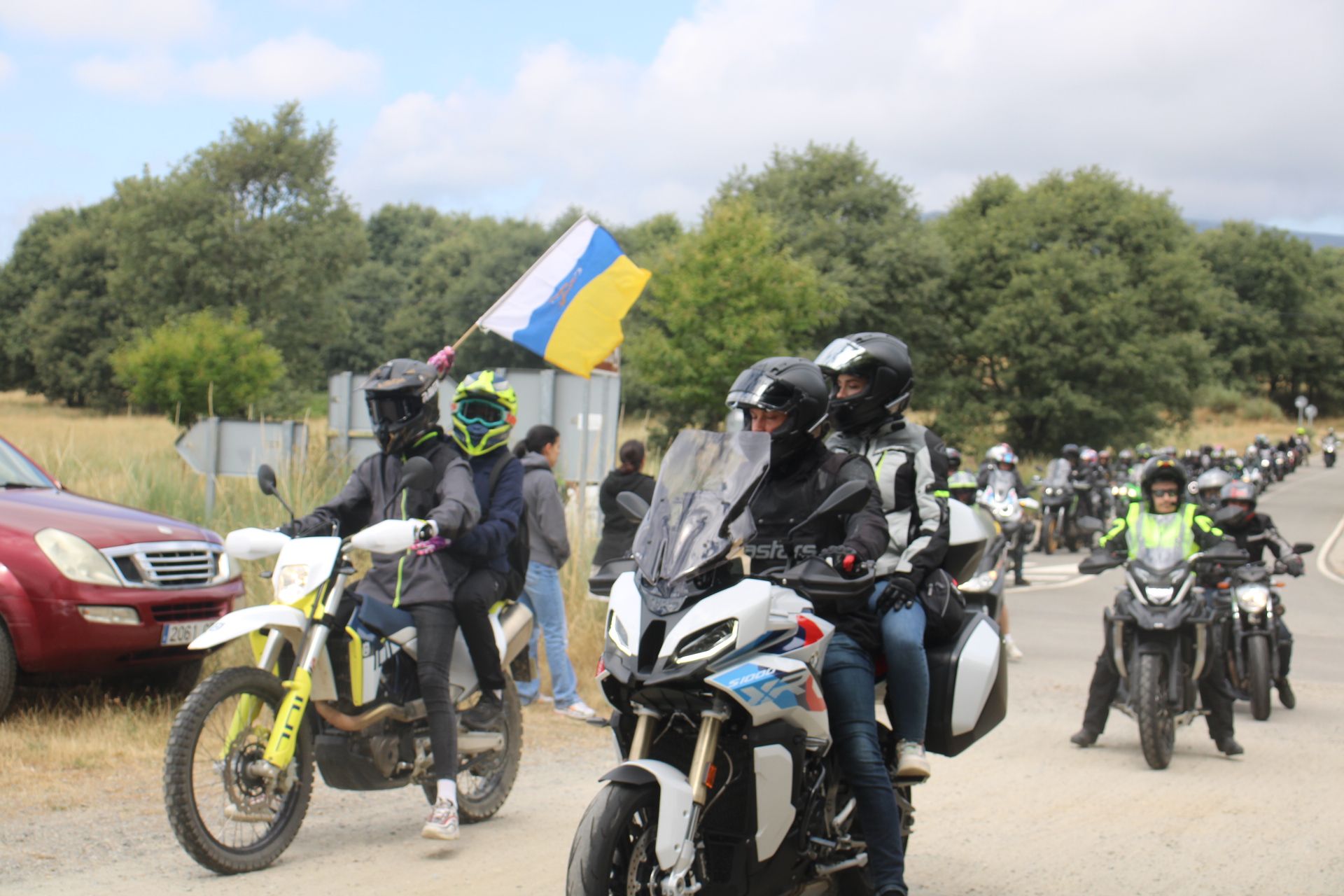 El puente despide su 31 concentración de motos con más de 15.000 participantes