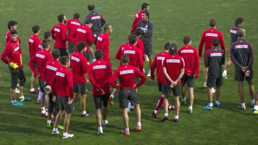 El Atlético entrena en la Ciudad Deportiva del Espanyol