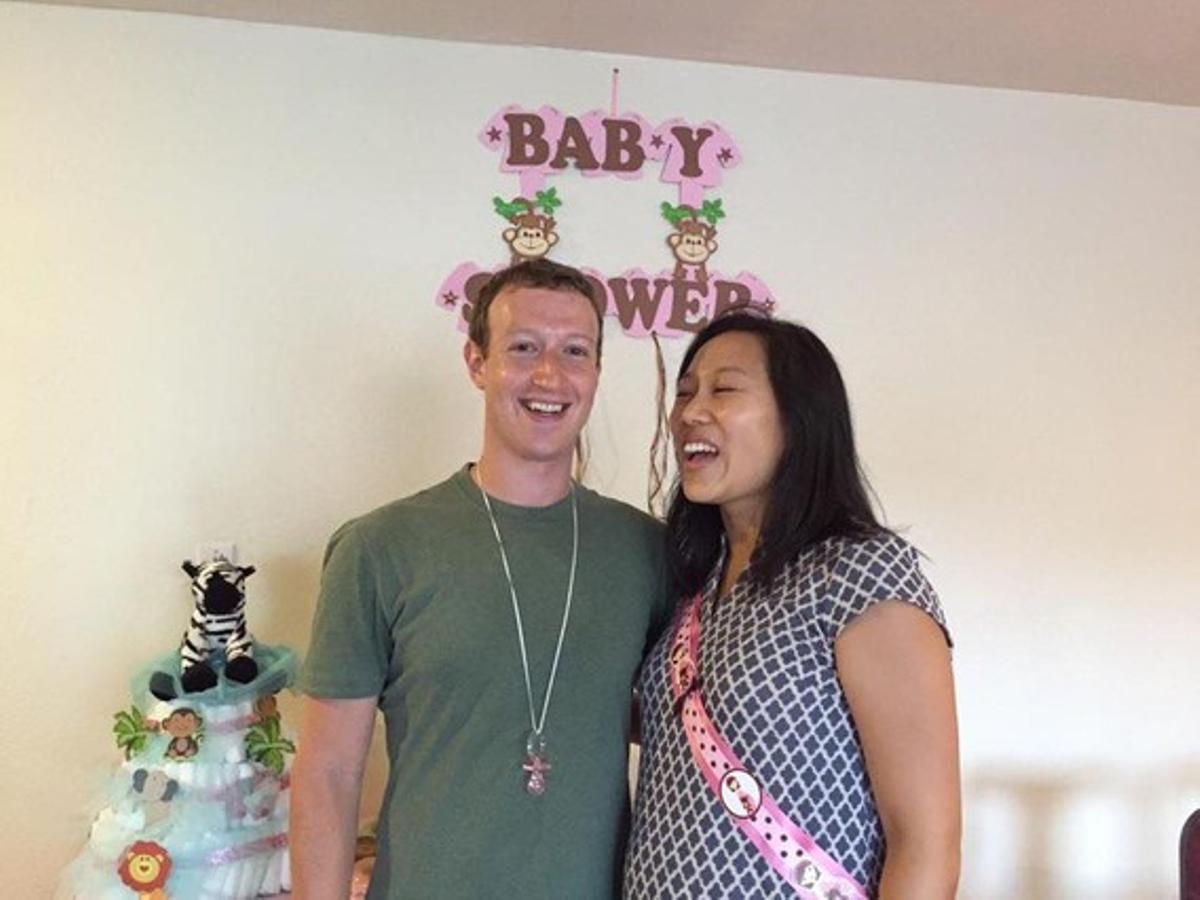 Mark Zuckerberg al costat de la seva dona, Priscilla Chan.