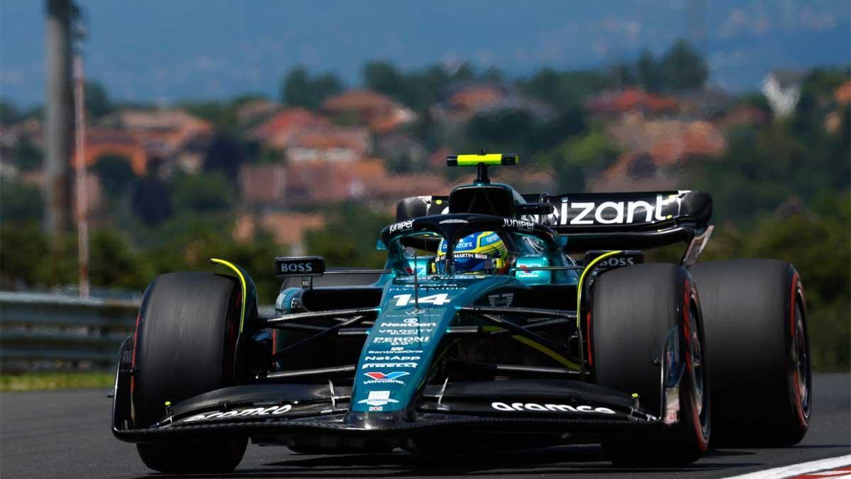 Alonso, en acción durante los terceros entrenamientos libres del GP de Hungría