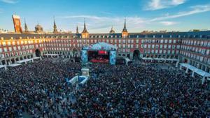 La Plaza Mayor de Madrid durante la celebración de las Fiestas de San Isidro 2018.