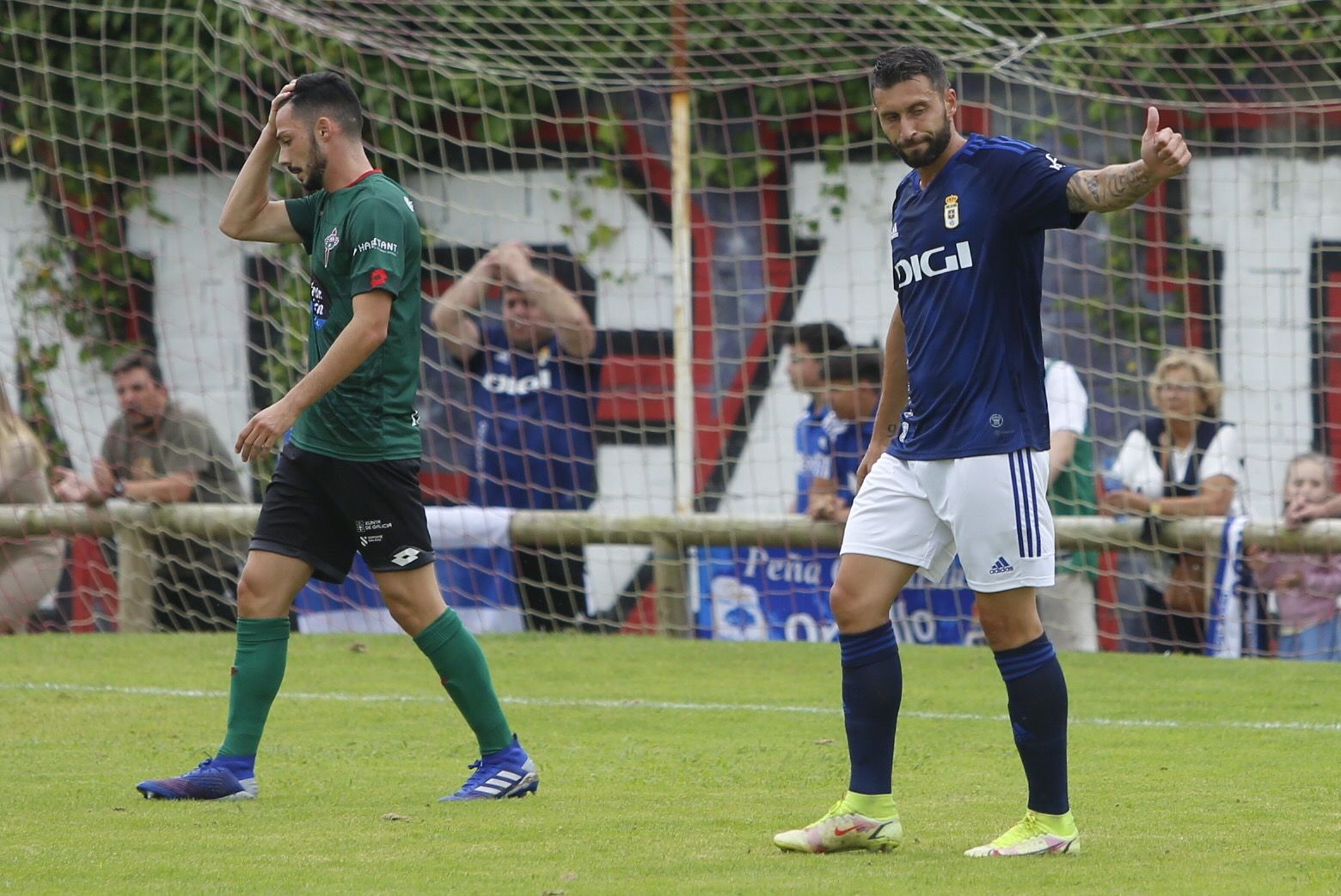 En imágenes: El Oviedo empata sin goles en el primer amistoso de pretemporada