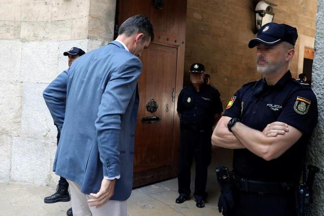 Iñaki Urdangarin llega a la Audiencia de Palma